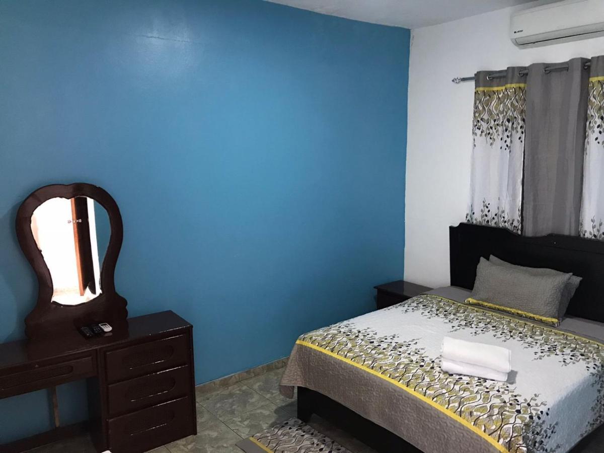 Hostal Magisterial Санто-Доминго Экстерьер фото
